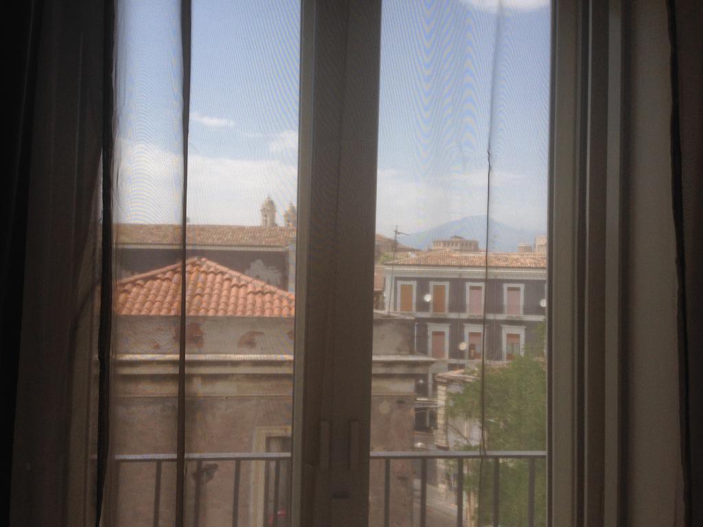 B&B Young Catania Ngoại thất bức ảnh